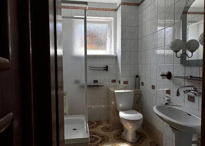 Goscinne Amber 招待所 3*