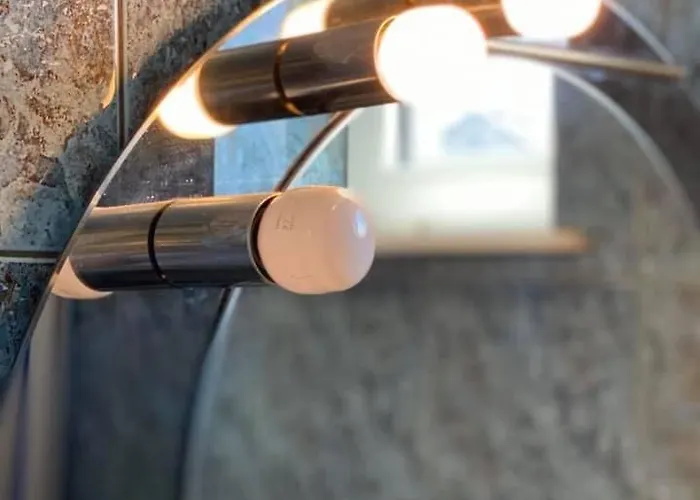 Goscinne Amber 辛安诺泽蒂